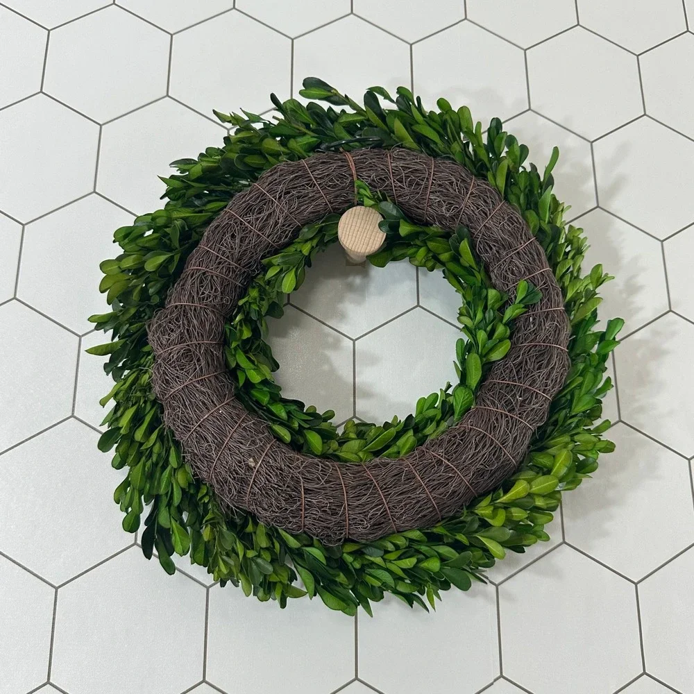 Preserved Green Boxwood Wreath 12 Inch Round Classic Farmhouse Indoor Greenery